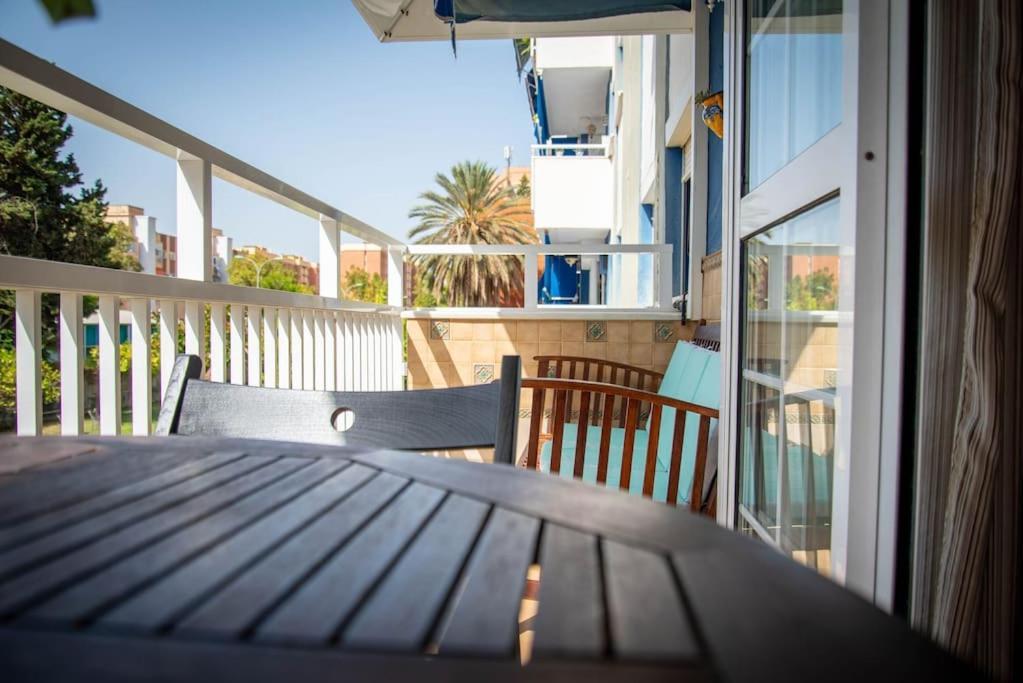Piso Con Jardin Apartment Malaga Luaran gambar