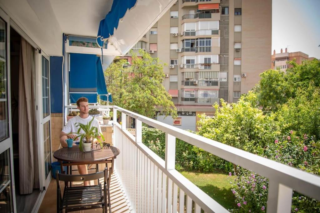 Piso Con Jardin Apartment Malaga Luaran gambar