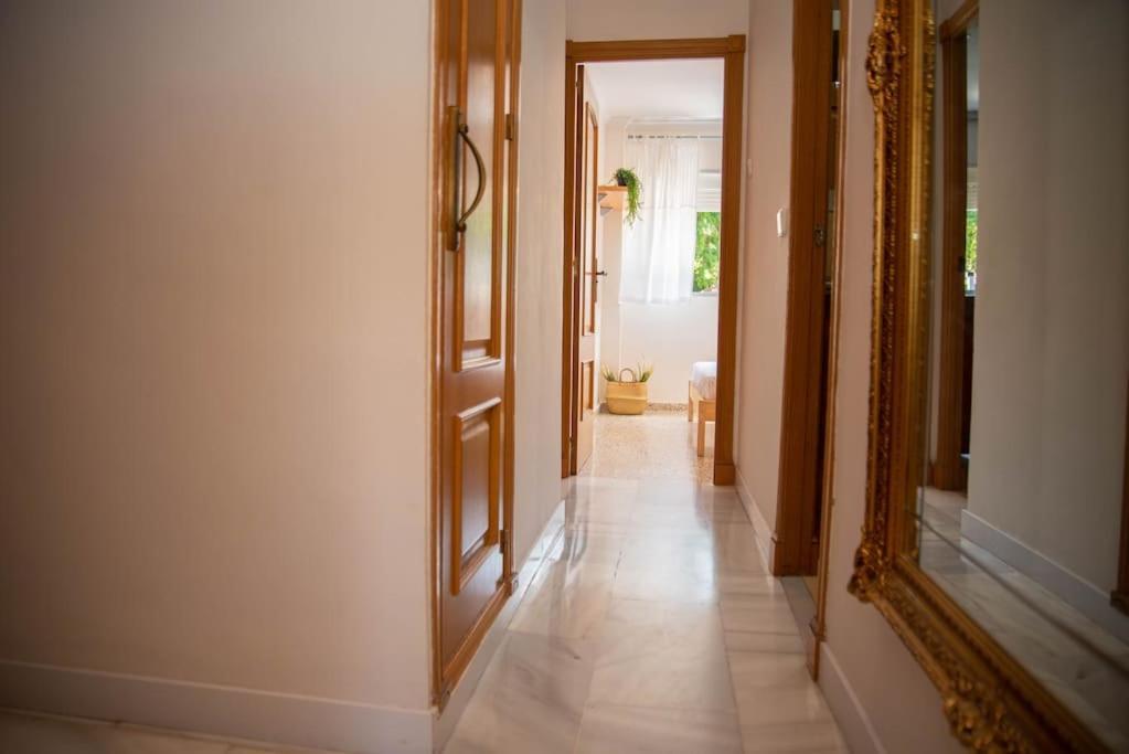 Piso Con Jardin Apartment Malaga Luaran gambar