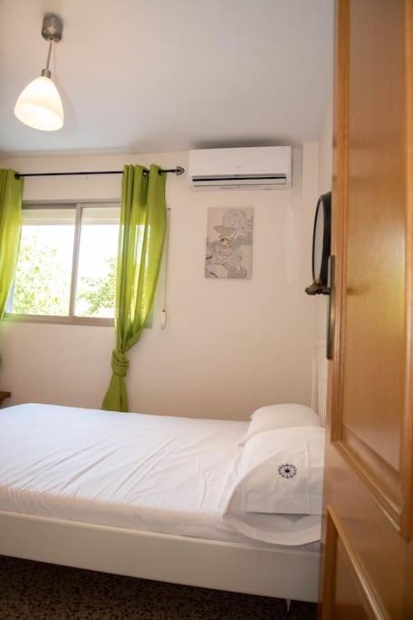 Piso Con Jardin Apartment Malaga Luaran gambar