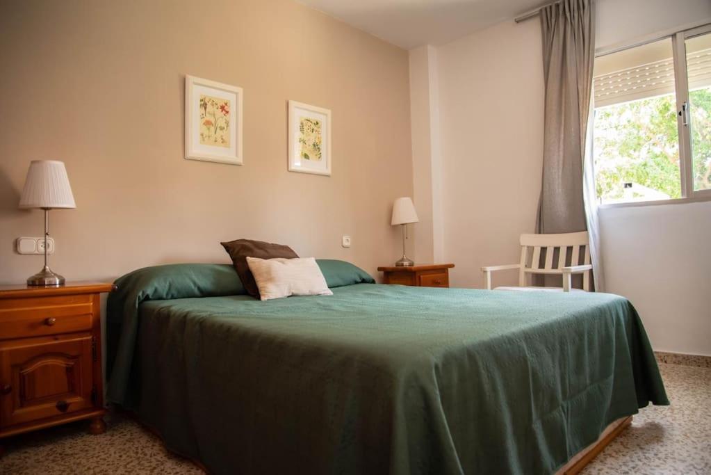 Piso Con Jardin Apartment Malaga Luaran gambar